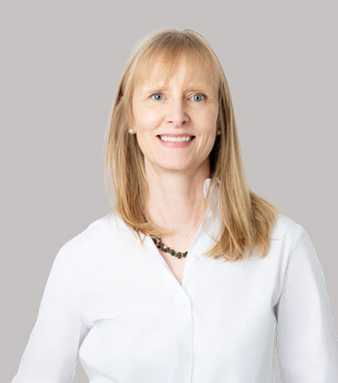 Elisa Prashad, Senior Lifestyles PRO | Eldercare Review | Top Senior Living Marketing Agency In Canada