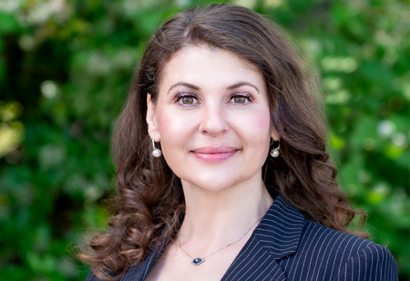 Carrie Petrelli, Director of Activities and Memory Care, Belmont Village Senior Living | Eldercare Review 