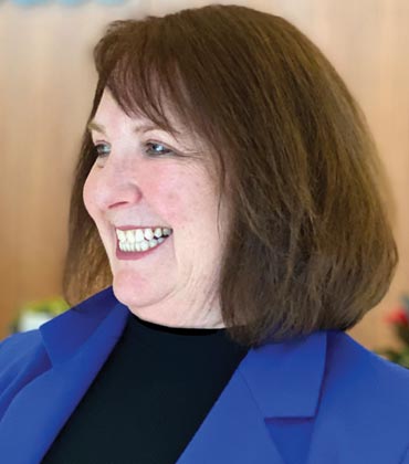 Dr. Lisa Charbonneau