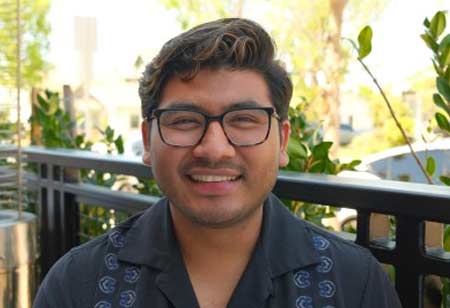 Jonathan Antonio Hernandez, Activities Director, Oakmont Senior Living | Eldercare Review